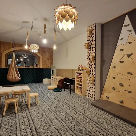 Górska Odkryj 4*